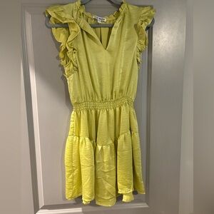 Steve Madden Women's Prairie Dreams Mini Dress w/ Ruffle Size Small Golden Lime